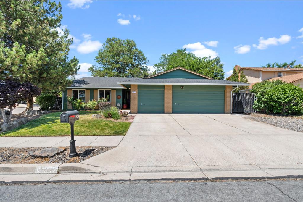 1820 Del Rosa Way, Sparks NV 89434 - Alan Hoffman HomeGate Realty